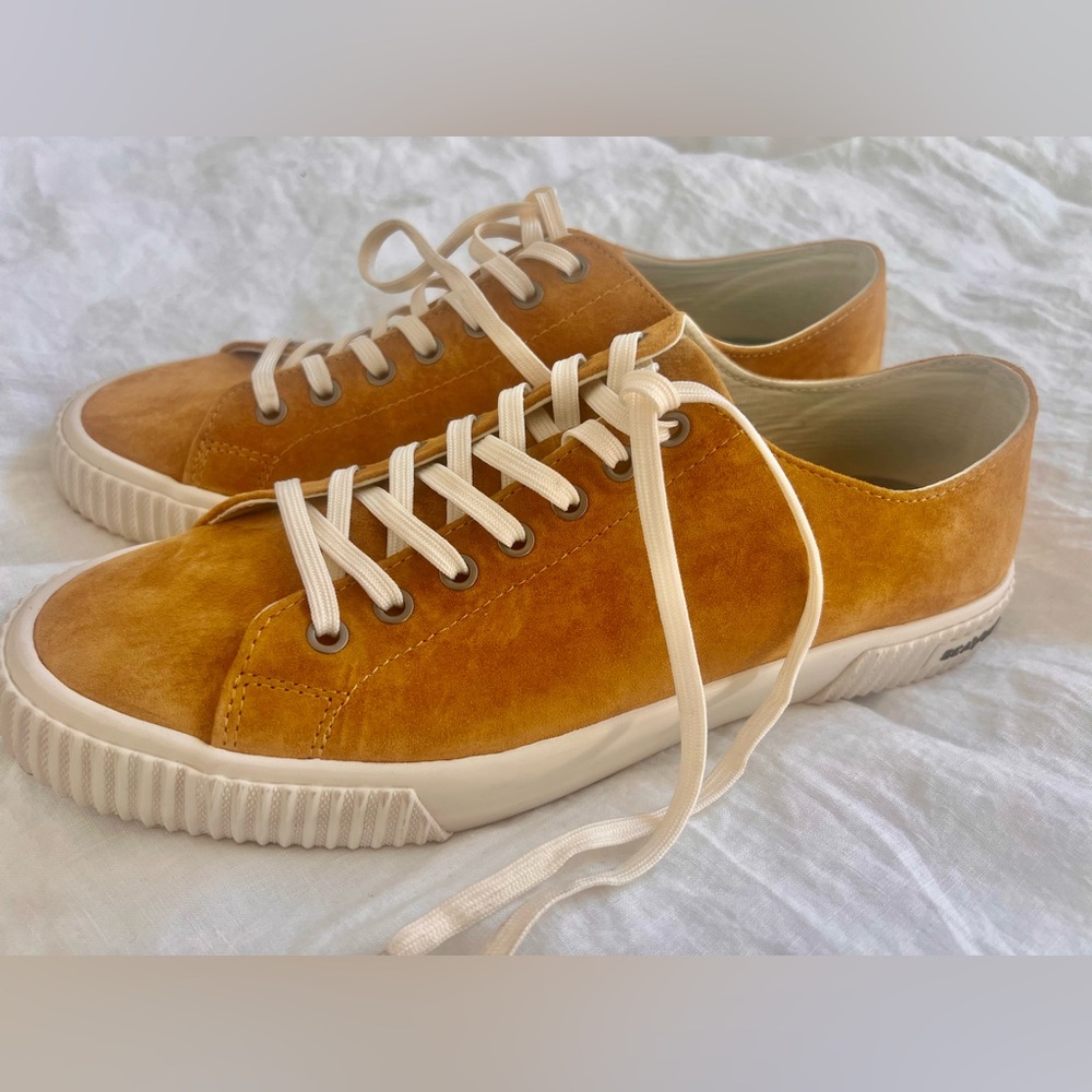 SeaVees Men's Darby Suede Sneakers NWOT